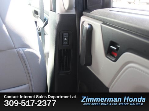 Certified 2018 Honda Odyssey EX-L image 21