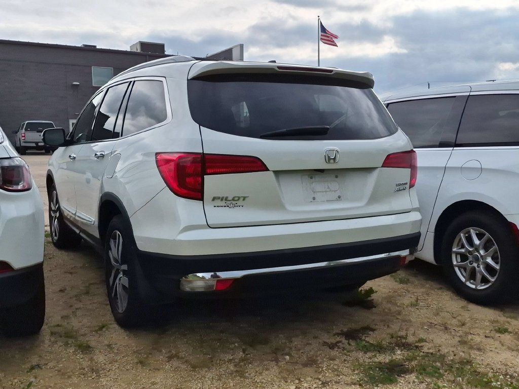 Used 2016 Honda Pilot Touring image 4