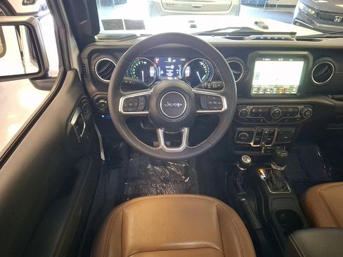 Certified 2023 Jeep Wrangler Unlimited Sahara w/ Cold Weather Group AWD/4WD image 11