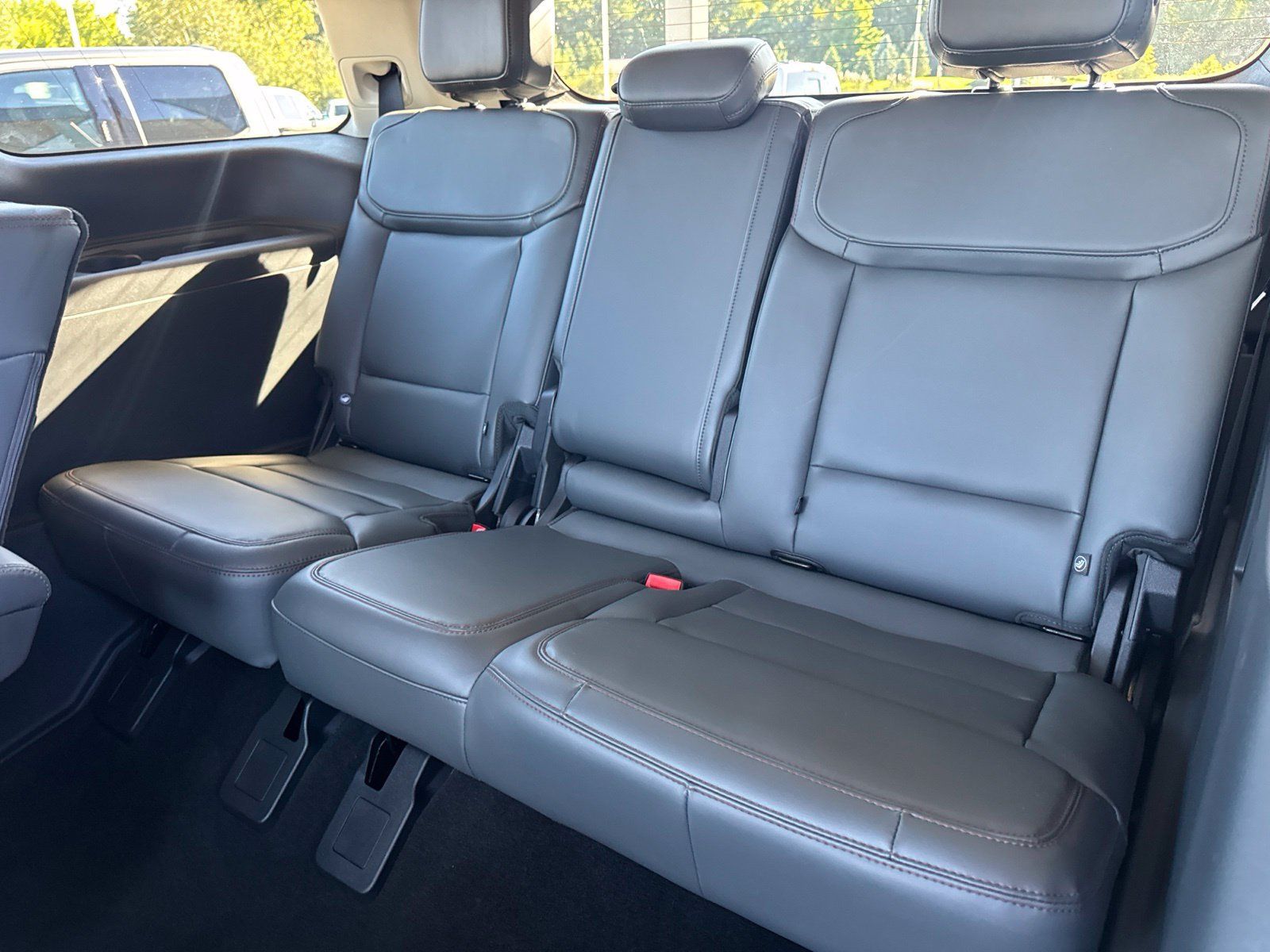 Certified 2025 Ford Expedition Active AWD/4WD image 41