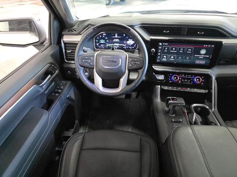 Used 2025 GMC Sierra 1500 Denali w/ Technology Package image 13
