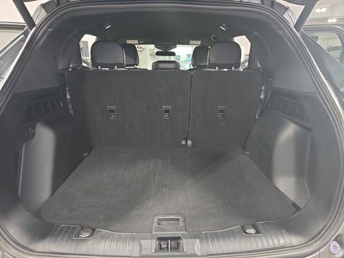 Used 2023 Ford Escape ST-Line image 12