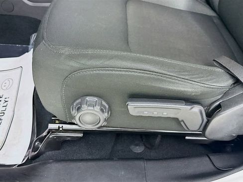 Used 2022 Jeep Wrangler Unlimited Sport image 18