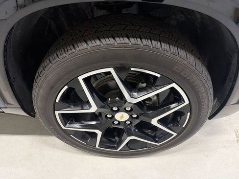 Used 2026 Chevrolet Traverse High Country w/ LPO, Floor Liner Package AWD/4WD image 14