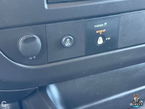 Used 2024 GMC Savana 2500 w/ Driver Convenience Package image 19