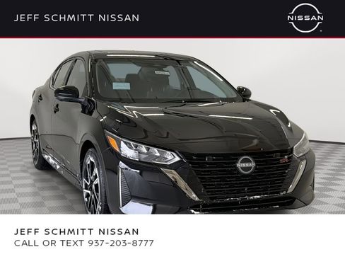 Certified 2025 Nissan Sentra SR w/ SR Premium Package image 1