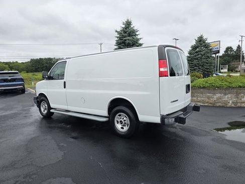 Used 2023 Chevrolet Express 2500 w/ Driver Convenience Package image 2