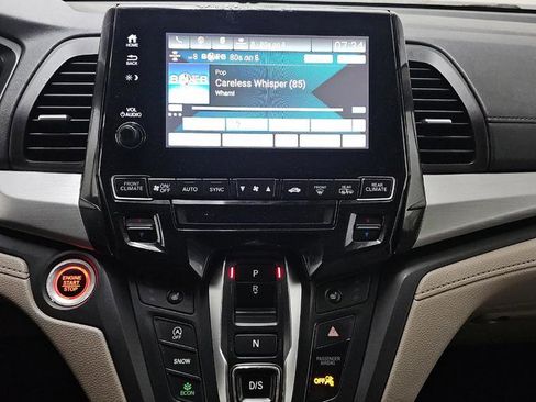 Used 2020 Honda Odyssey EX image 11