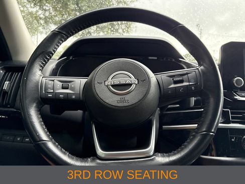 Used 2022 Nissan Pathfinder SV w/ SV Premium Package FWD image 14