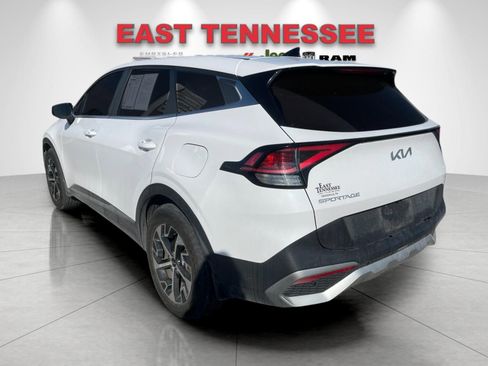 Used 2023 Kia Sportage EX image 5