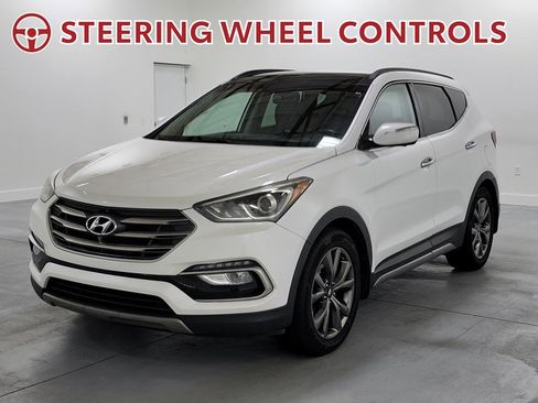 Used 2018 Hyundai Santa Fe Sport FWD image 4