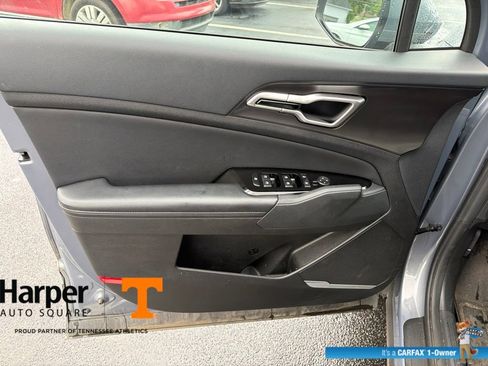 Used 2023 Kia Sportage EX FWD image 18
