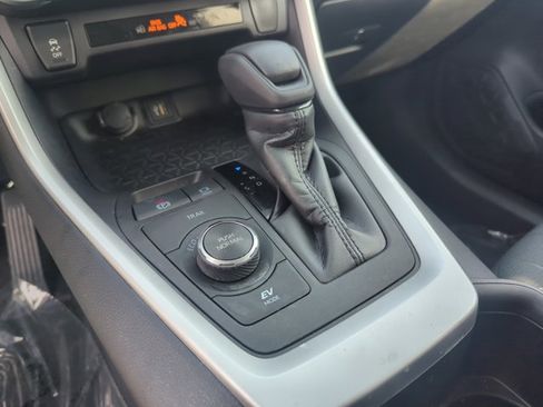 Certified 2024 Toyota RAV4 XLE image 14