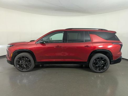 Used 2024 Chevrolet Traverse RS AWD/4WD image 5