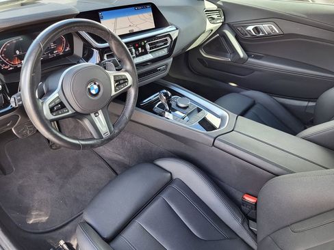 Used 2025 BMW Z4 sDrive30i RWD image 16