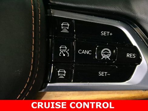 Used 2023 Jeep Grand Cherokee Summit image 18