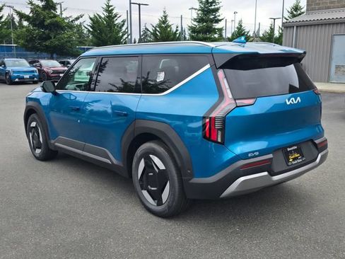 New 2026 Kia EV9 Wind AWD/4WD image 3