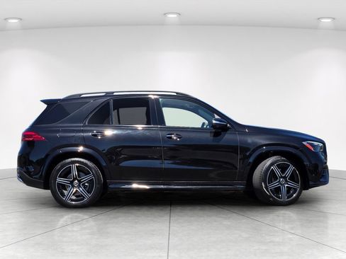 Used 2025 Mercedes-Benz GLE 350 4MATIC image 3