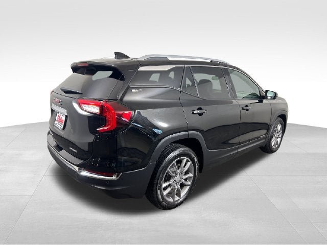 Used 2022 GMC Terrain SLT w/ Tech Package AWD/4WD image 6