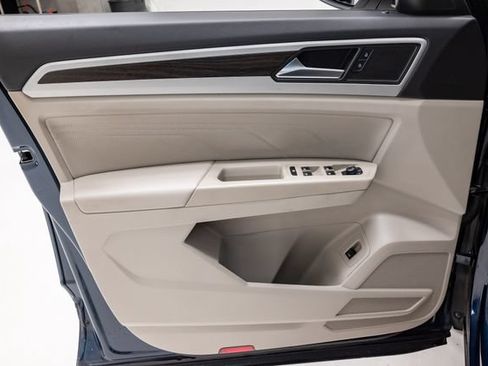Used 2022 Volkswagen Atlas SE FWD image 8