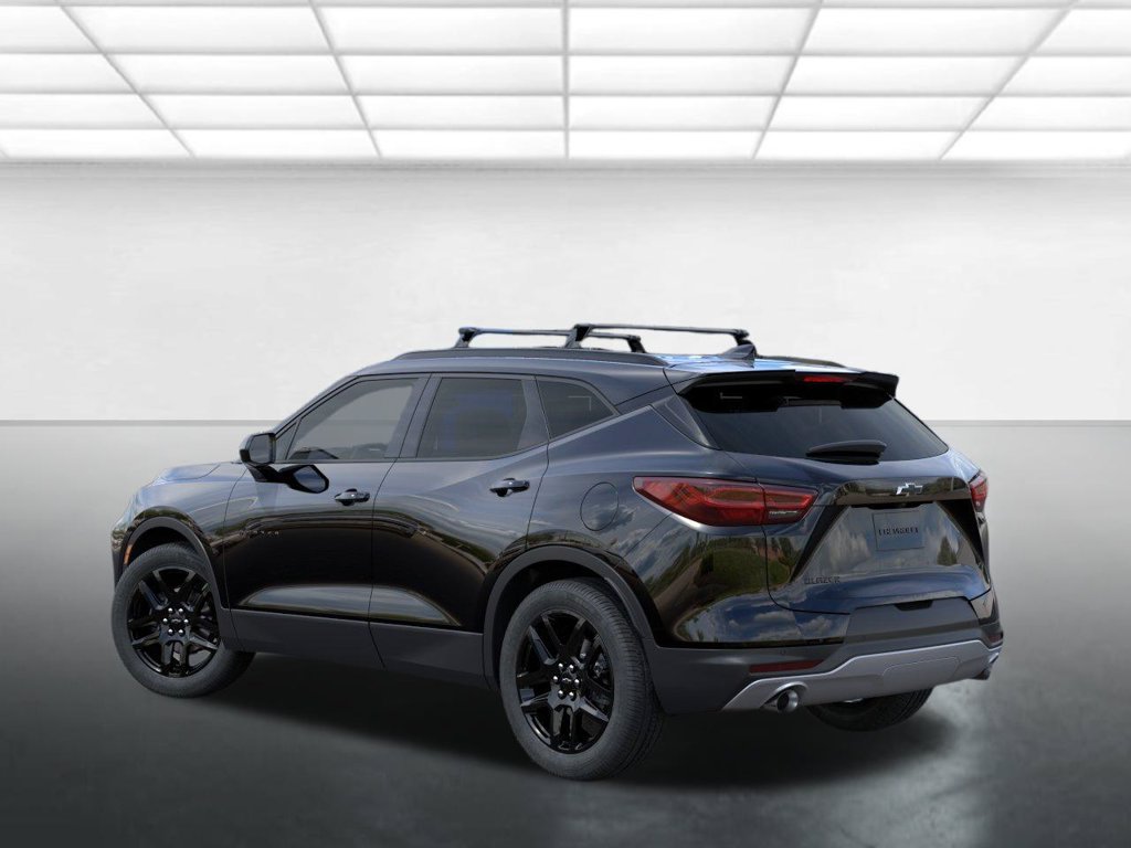 New 2026 Chevrolet Blazer LT w/ Convenience Package FWD image 4