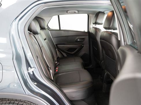 Used 2021 Chevrolet Trax LT w/ Driver Confidence Package image 21