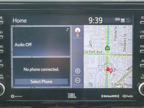 Used 2022 Toyota Highlander XSE FWD image 16