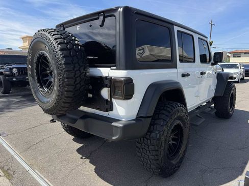Used 2020 Jeep Wrangler Unlimited Sport S image 8