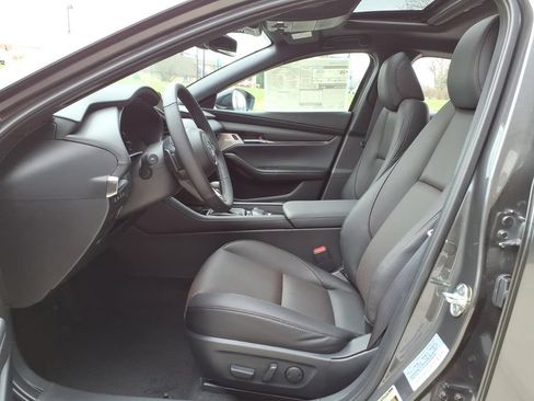 New 2026 MAZDA MAZDA3 Hatchback w/Premium Plus Pkg AWD/4WD image 14