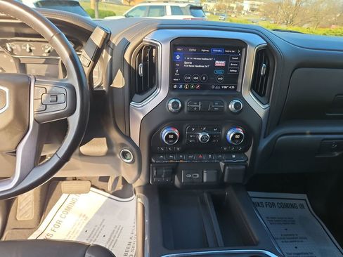 Used 2020 GMC Sierra 1500 SLT w/ SLT Premium Plus Package image 18