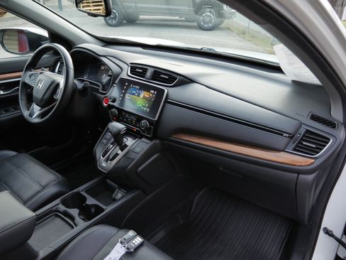 Used 2018 Honda CR-V Touring image 29