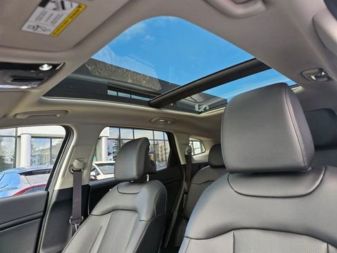 New 2026 Kia Sportage EX w/ EX Panoramic Sunroof Package AWD/4WD image 19