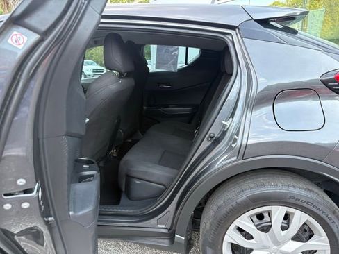 Used 2021 Toyota C-HR LE image 26