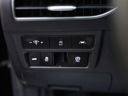 Used 2023 Hyundai Sonata SE FWD image 18