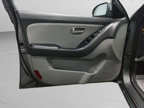 Used 2009 Hyundai Elantra SE image 29