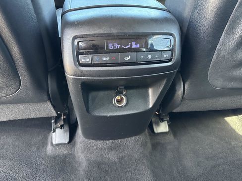 Used 2024 Hyundai Palisade SEL FWD image 26