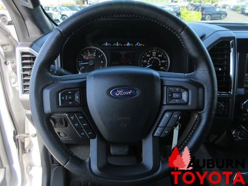 Used 2015 Ford F150 XLT w/ Equipment Group 302A Luxury image 10