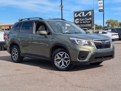 Used 2020 Subaru Forester Premium image 37