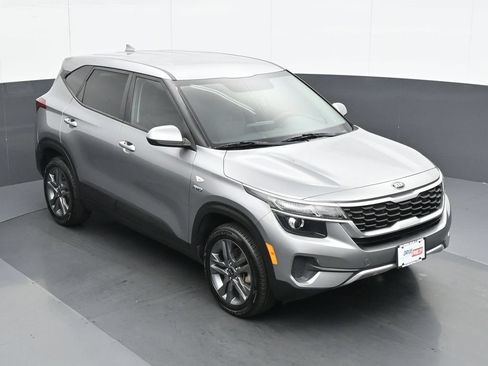 Used 2021 Kia Seltos LX AWD/4WD image 24