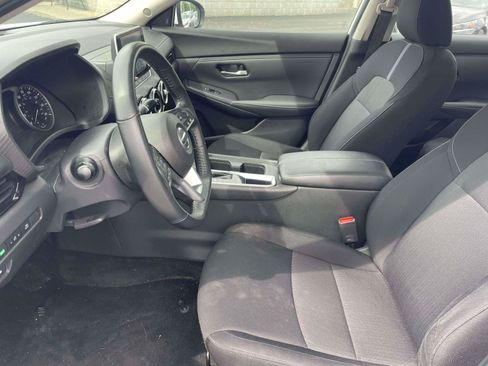 Used 2023 Nissan Sentra SV FWD image 5