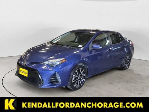 Used 2018 Toyota Corolla SE w/ SE Premium Package FWD image 1
