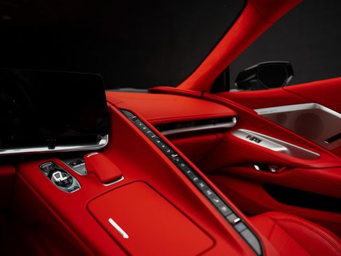 Used 2023 Chevrolet Corvette Stingray Premium Cpe w/ Z51 Performance Package RWD image 44