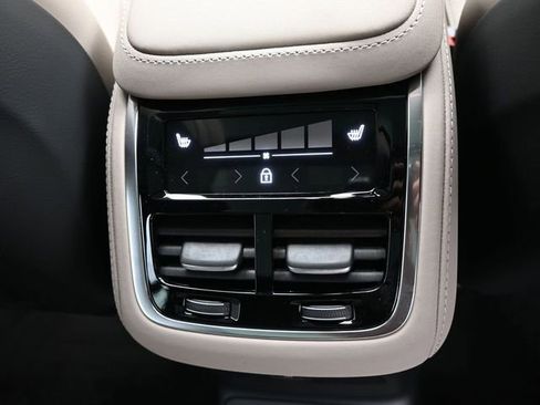 New 2026 Volvo XC90 T8 Plus w/ Protection Package Premier AWD/4WD image 36