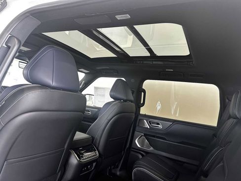 New 2026 INFINITI QX80 4WD image 15