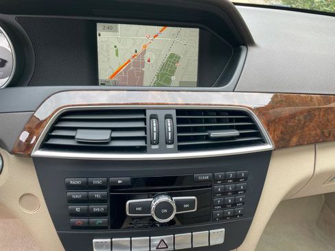 Used 2014 Mercedes-Benz C 250 Coupe image 27