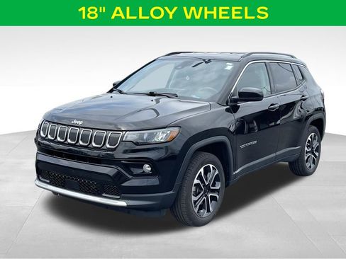 Used 2022 Jeep Compass Limited image 4