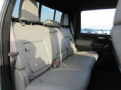 Certified 2022 Chevrolet Silverado 2500 LT w/ Convenience Package AWD/4WD image 25