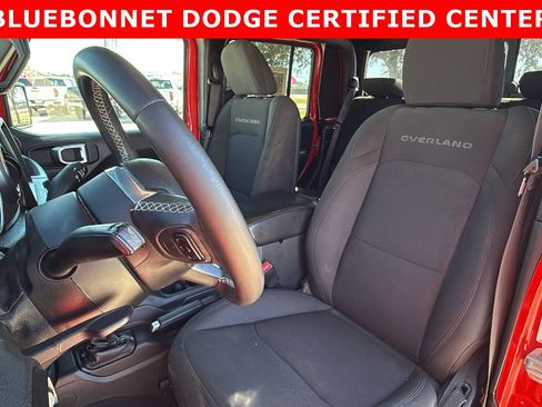 Used 2020 Jeep Gladiator Overland image 16