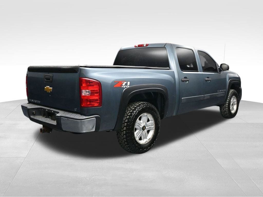 Used 2008 Chevrolet Silverado 1500 LT w/ Power Pack Plus AWD/4WD image 5