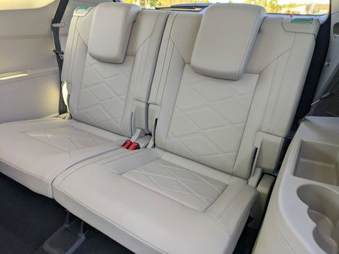 New 2026 Volkswagen Atlas SE image 16